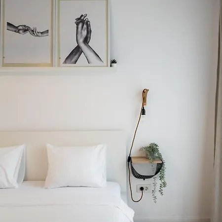 Papini's -apartment With Big Terrace בוקרשט