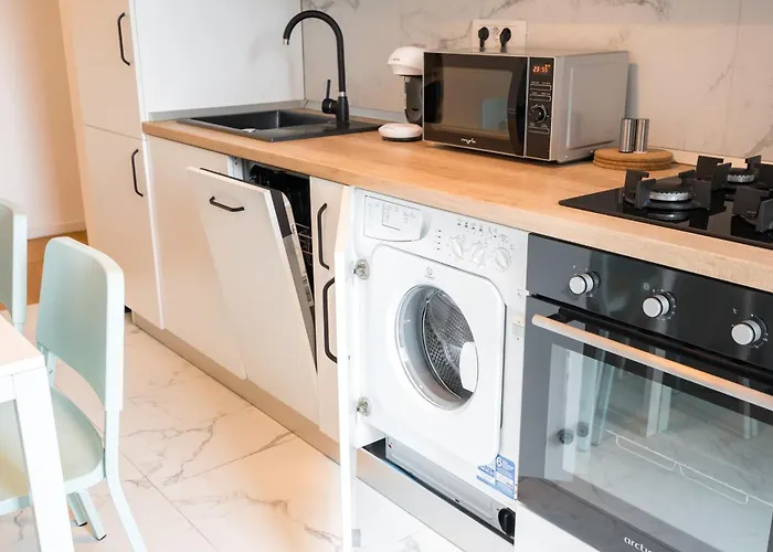 Papini's -apartment With Big Terrace