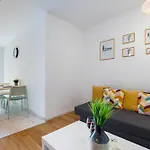 Papini's Modern In Aviatiei - Large Sunny Terrace *