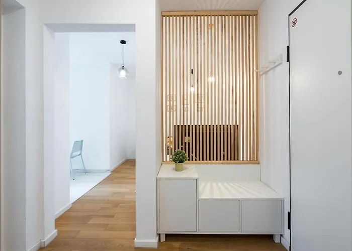 Papini's -apartment With Big Terrace Апартаменти Бухарест