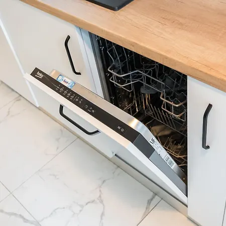 Papini's -apartment With Big Terrace *